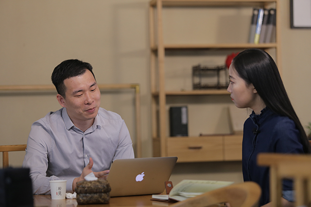 《墙者说》红旗·轩尼诗马列钢：撕去标签做我自己