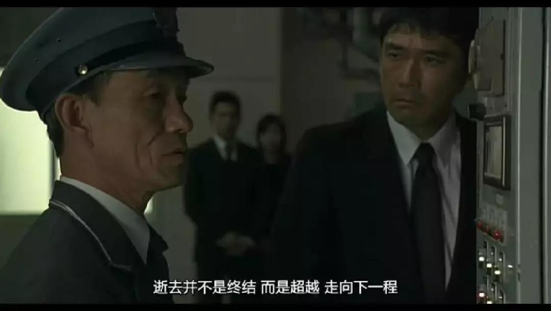 “别死在我们医院”：比没钱看病更可怕的是，死得没有尊严