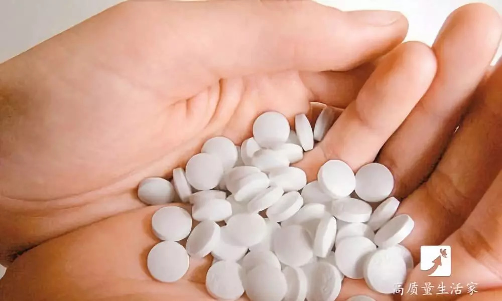 阿司匹林抹脸,阿司匹林片碾碎能洗脸吗