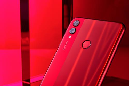 荣耀8x烈焰红,荣耀8x魅焰红价格