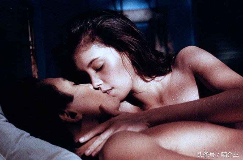 它们恰似，法国姑娘热情奔放浪漫与越南姑娘含蓄温柔的完美结合