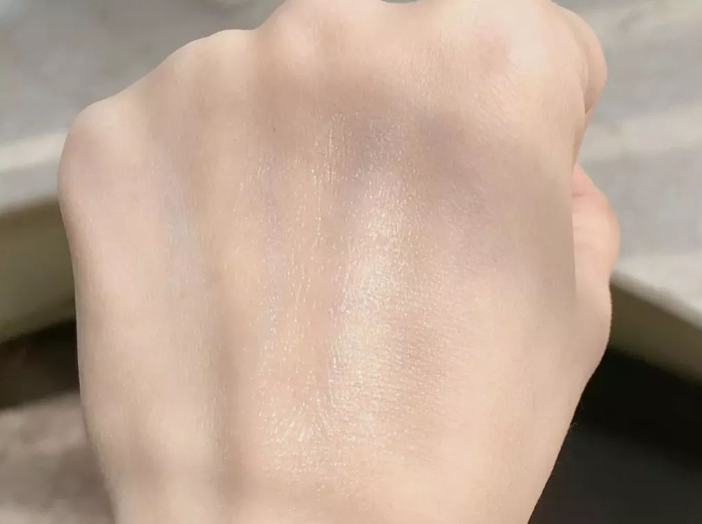 口碑爆表的12款秋冬润唇膏，不买你的嘴会不答应！