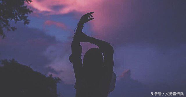 抖音让人喜欢的句子,抖音正能量爱情句子