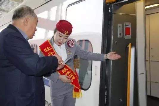 哈佳铁路车次时间表,哈佳铁路明年通车车票多少钱