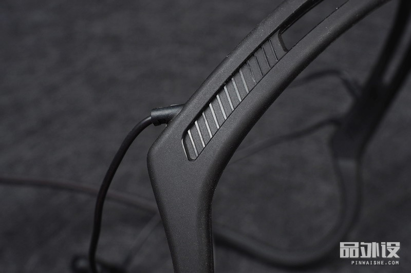 雷蛇火精灵耳机,雷蛇颜值高的头戴耳机