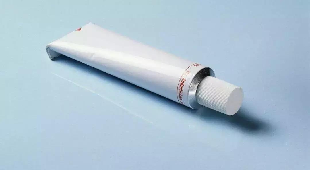 小假期旅游带什么,外出一日游旅行必备物品清单