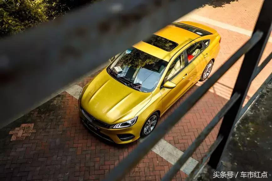 缤瑞2019款200tdct缤驰版,吉利缤瑞2020款1.4t豪华版灯光