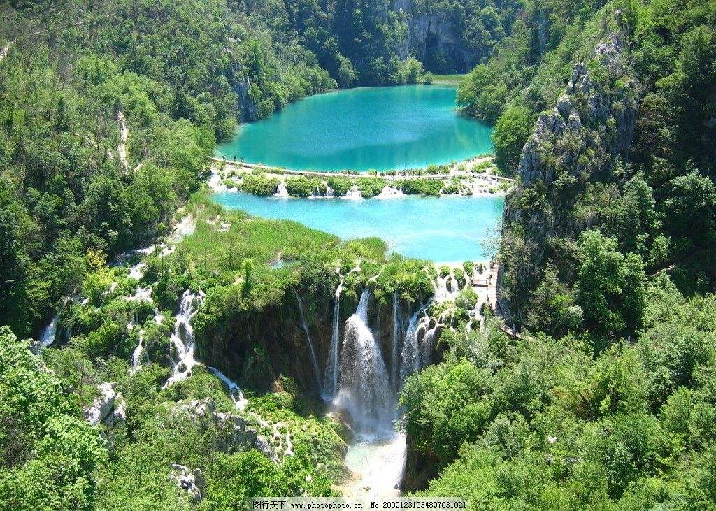 鍥界背鍏嬬綏鍦颁簹,鍥界背鎰忓ぇ鍒╁崐鍐宠禌