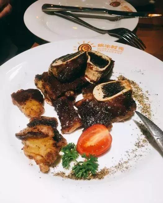 最豪华的音乐餐吧,一家氛围满满的音乐餐吧