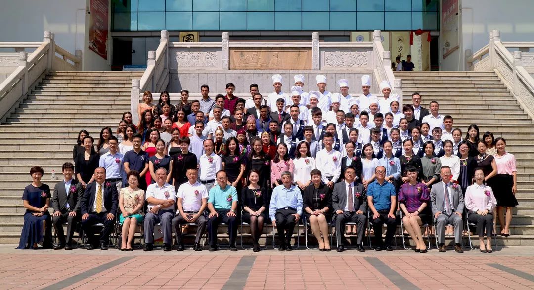 怕了怕了，全国第三，海南唯一，海职院和这家世界500强企业干了件创造历史的大事