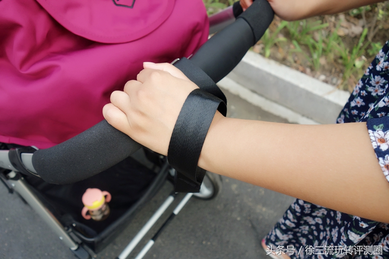 儿童推车放哪里合适,儿童推车买什么款