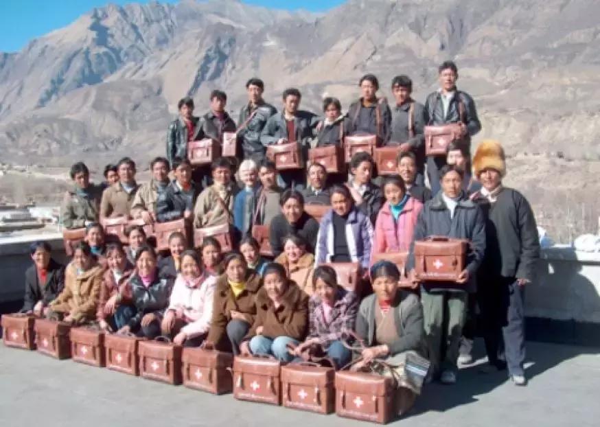 英国老奶奶患癌症,英国72岁老奶奶