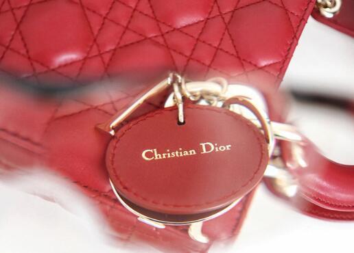 2万6迪奥假包包后续,什么人买迪奥戴妃包