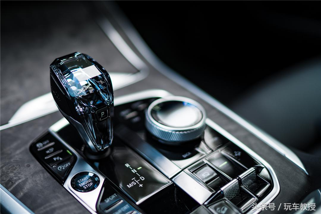 宝马x5和奔驰gle内饰对比,吐槽新款宝马