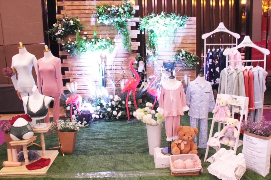 锦绣山湖,华彩安徽|内衣视界·财智峰会(安徽站)品牌展示