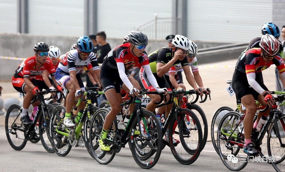 三门峡体育场球赛,三门峡最新比赛视频