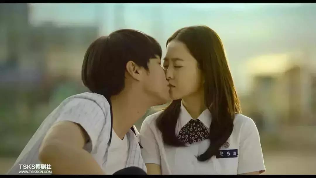 她的剧总能满足我泛滥的少女心？！