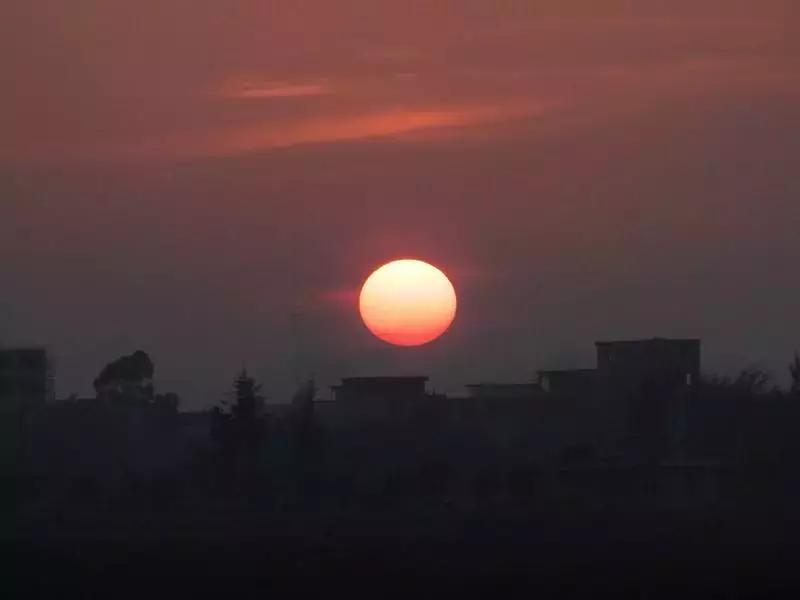 从自己活腻的地方到别的地方,带你去看孤独的风景