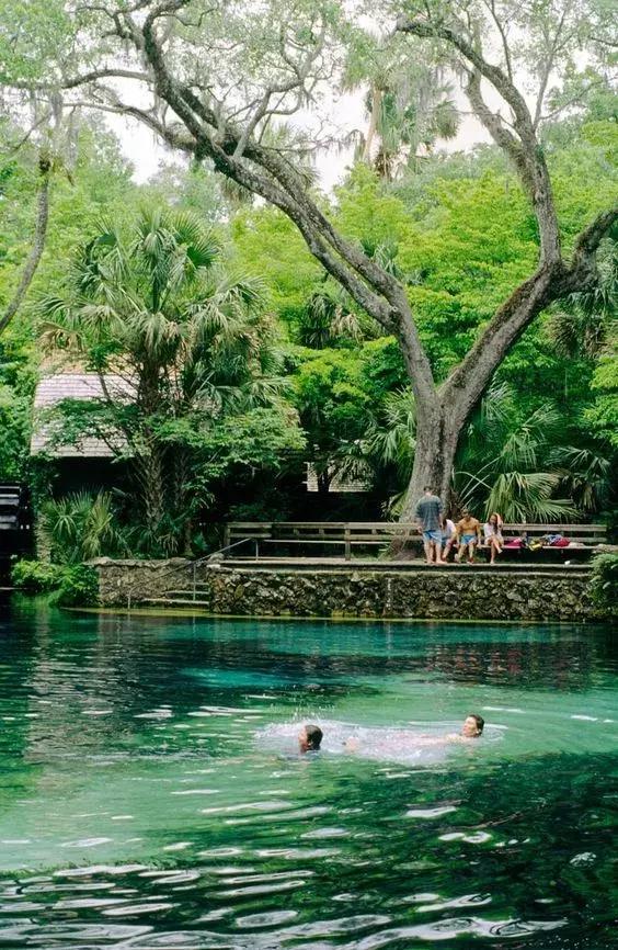 旅行不是因为有钱,我喜欢旅行不是因为风景有多美