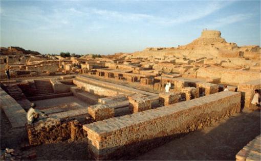 “楼兰姑娘你去何方”,楼兰古国最终经历了什么而消失