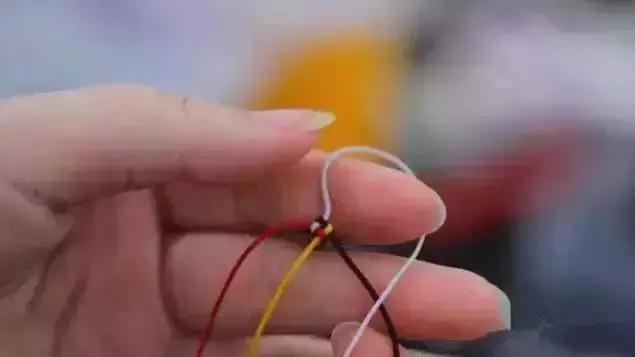 蜜蜡文玩手串绳子双股打结方法,文玩核桃手串单线打结方法