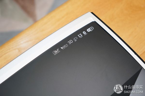 坚果sk120寸激光电视,坚果激光电视u1值得买吗