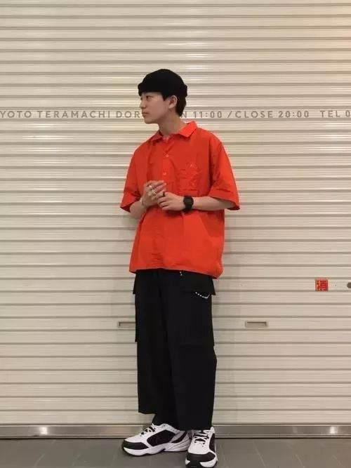 曾是上流貴族的PoloShirt 现在必须把它穿上街头