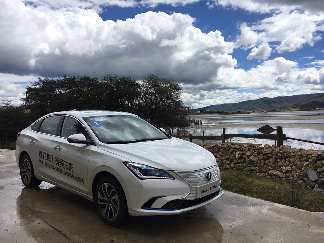 逸动ev460100公里,长安逸动ev460跑了20万公里