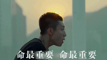 正常尿液颜色是什么颜色图解,如何观察自己的尿液颜色是正常的