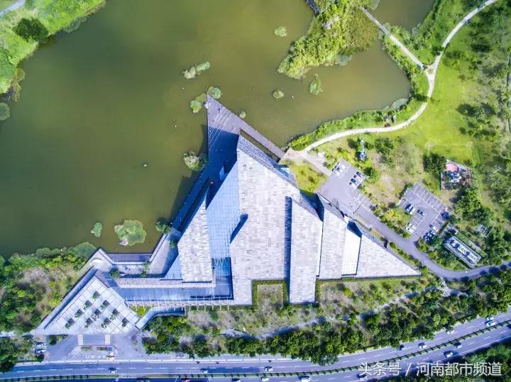 什么是中国,什么是中国特色社会主义