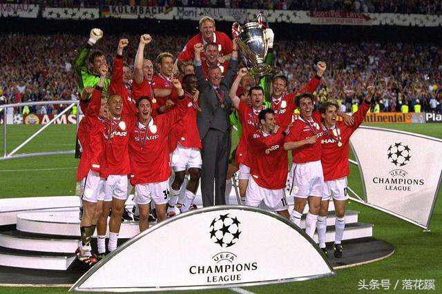 有一道红色叫做曼联，如果爱，请深爱！