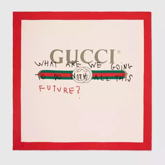 秋天丝巾防寒各种围法,时髦精都在学的几种系法丝巾教程