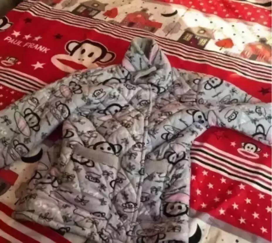 国庆放假回家，看到我妈做的新拖鞋，我哭了……