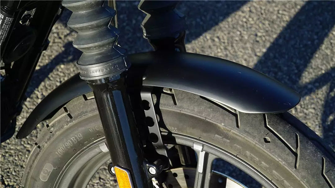 小姐姐为啥大爱硬汉？请看哈雷给出的答案