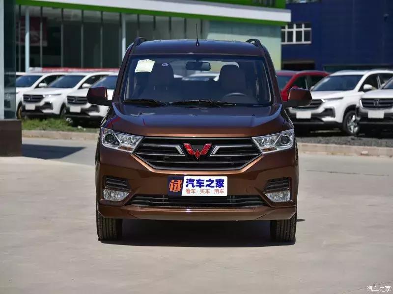 五菱宏光再出新款神车,五菱宏光s神车漂移