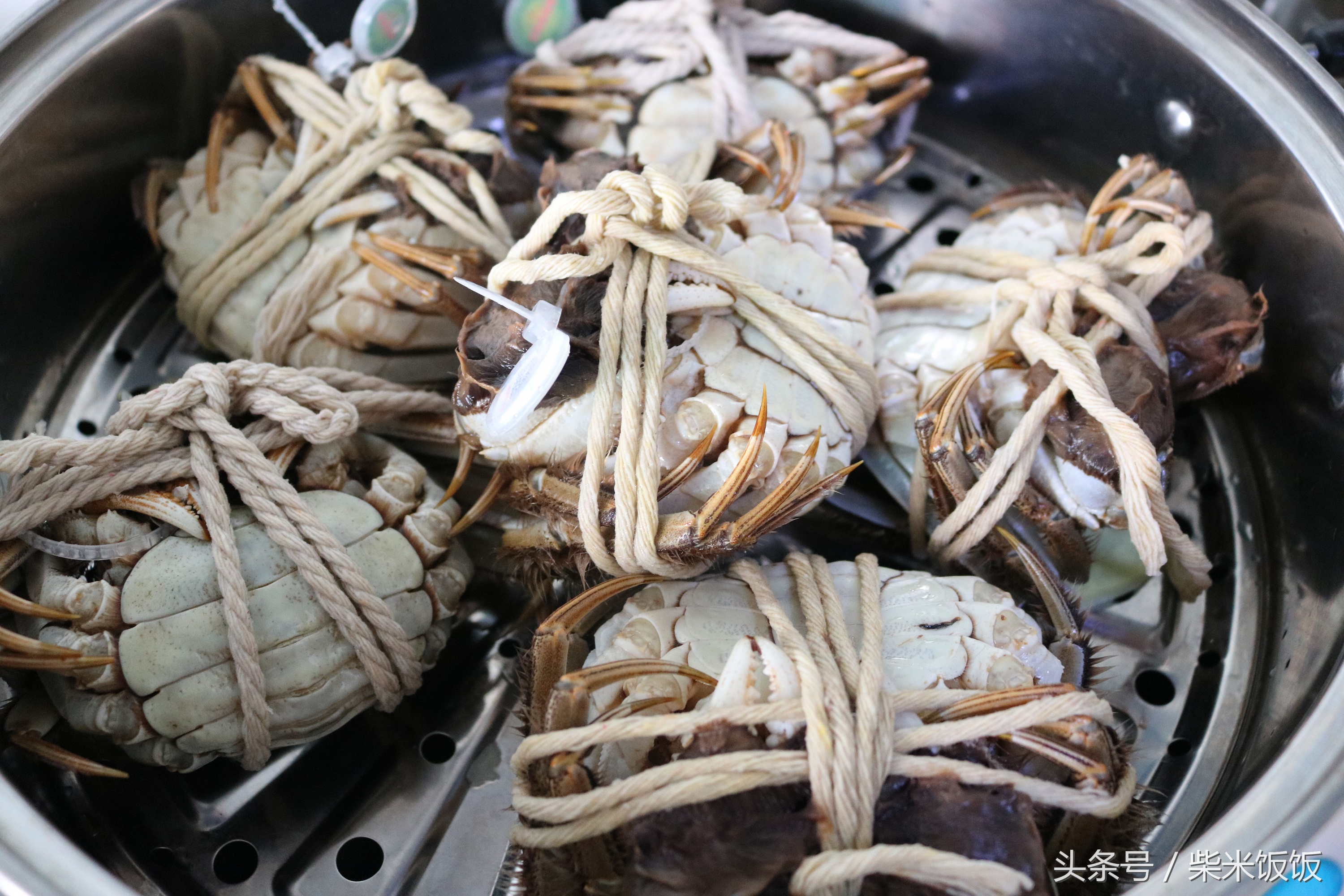 大闸蟹怎么清洗蒸才好吃,大闸蟹不洗可以直接蒸吗