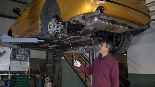 领克01碰撞宝马,领克01vs宝马3系