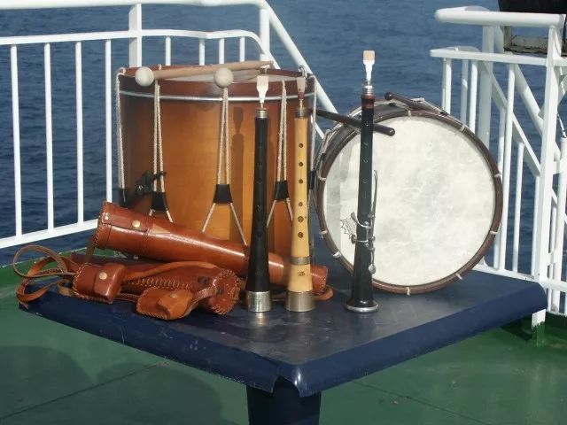 西班牙叠人塔全过程,西班牙叠人塔事故