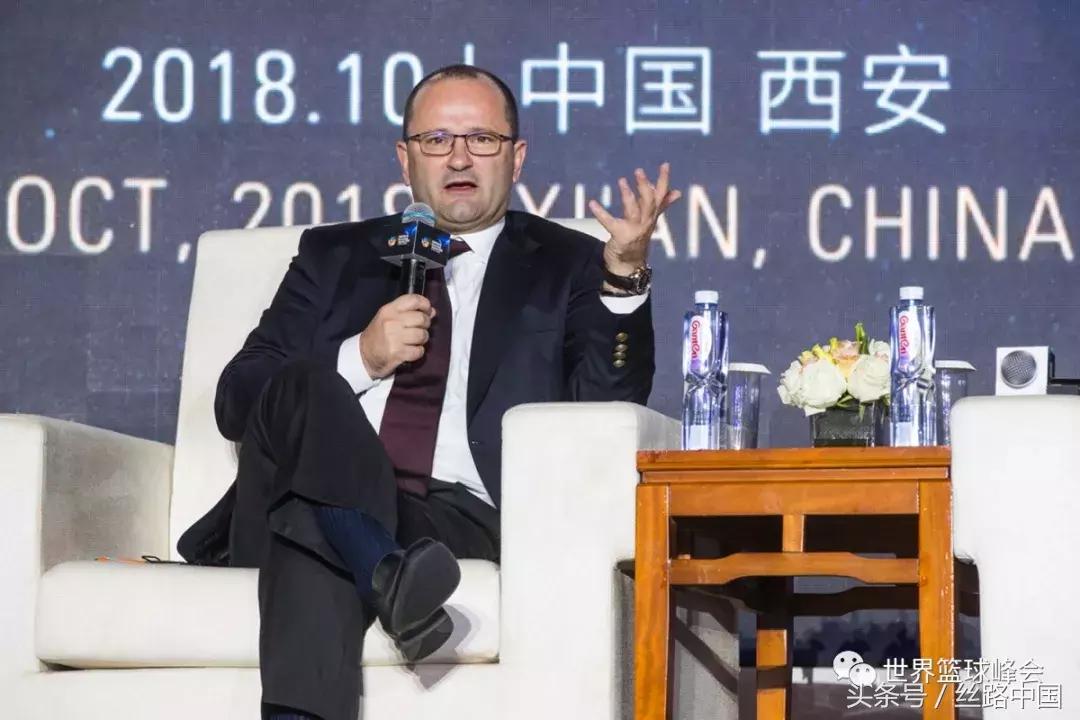 篮球三巨头比赛,篮球三巨头对快船