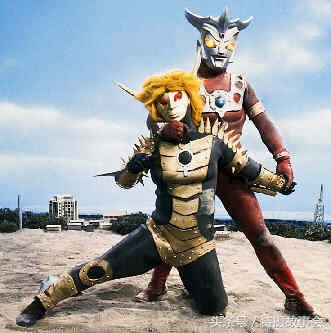 濂ョ壒鏇间笌鍋囧ゥ鐗规浖,鍋囧ゥ鐗规浖鐜╁叿瑙嗛