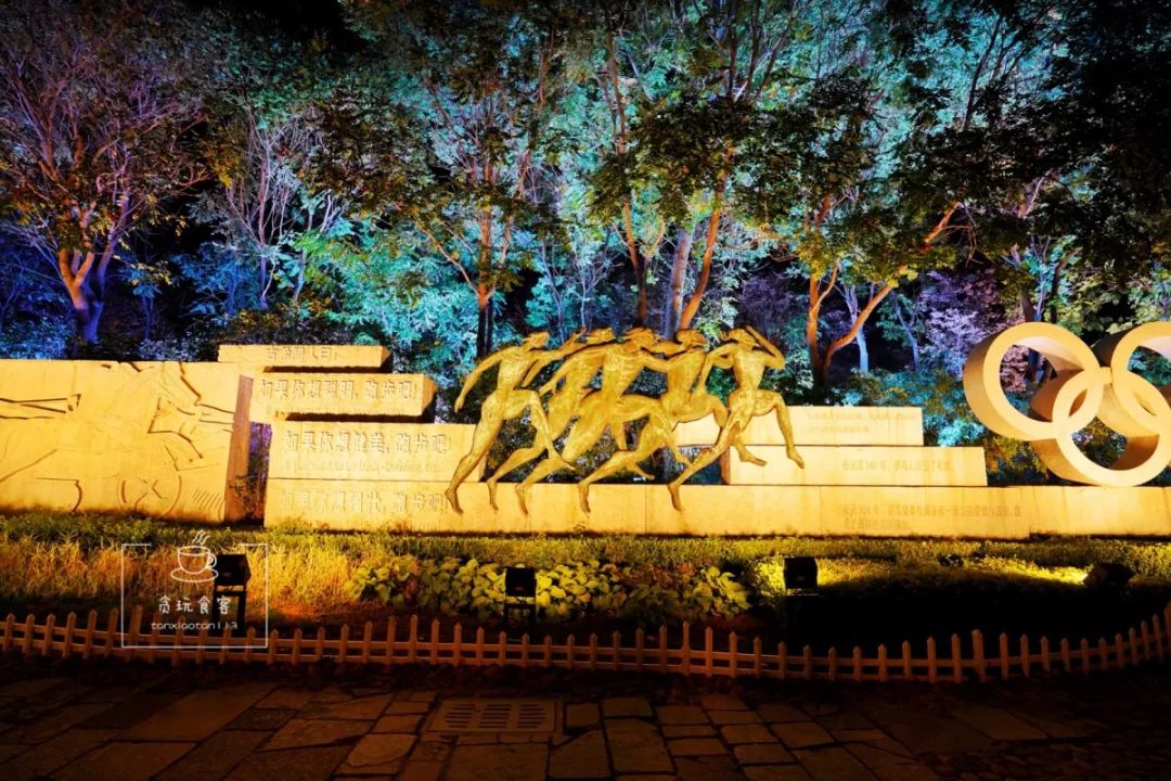 秦皇岛夜景海滩表演,秦皇岛北戴河风景区游玩攻略