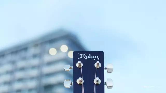 初学吉他最简单方法视频,初学吉他应该怎么练习呢