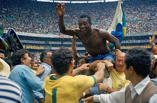 世界公认四大球王上篇,世界四大公认足球球王是谁