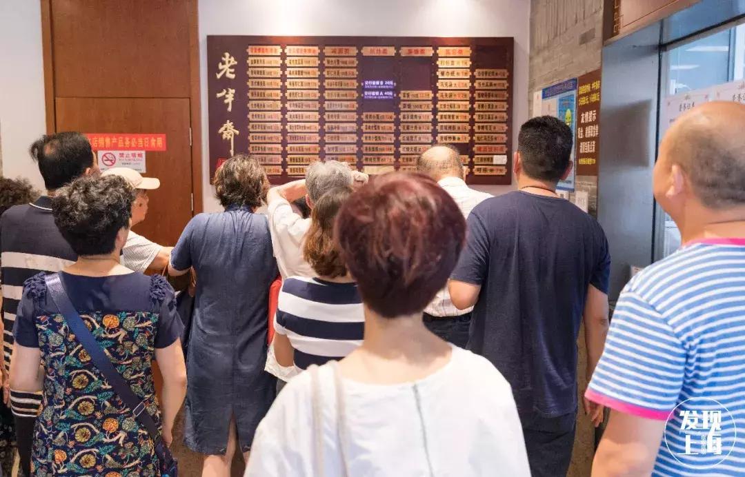 曾经火遍大街上的小巷,曾经很红火的一条路