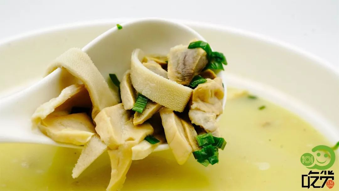 烧烤来了！地道*疆新**味藏在这里！全羊席、川菜包圆！