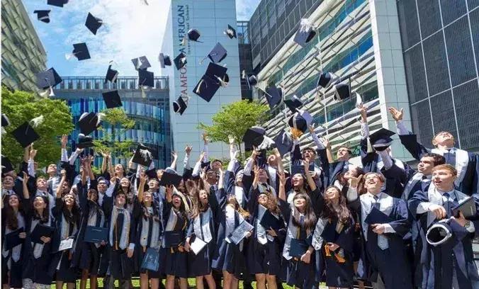 新加坡海外房屋出租,新加坡靠近地铁站房屋出租