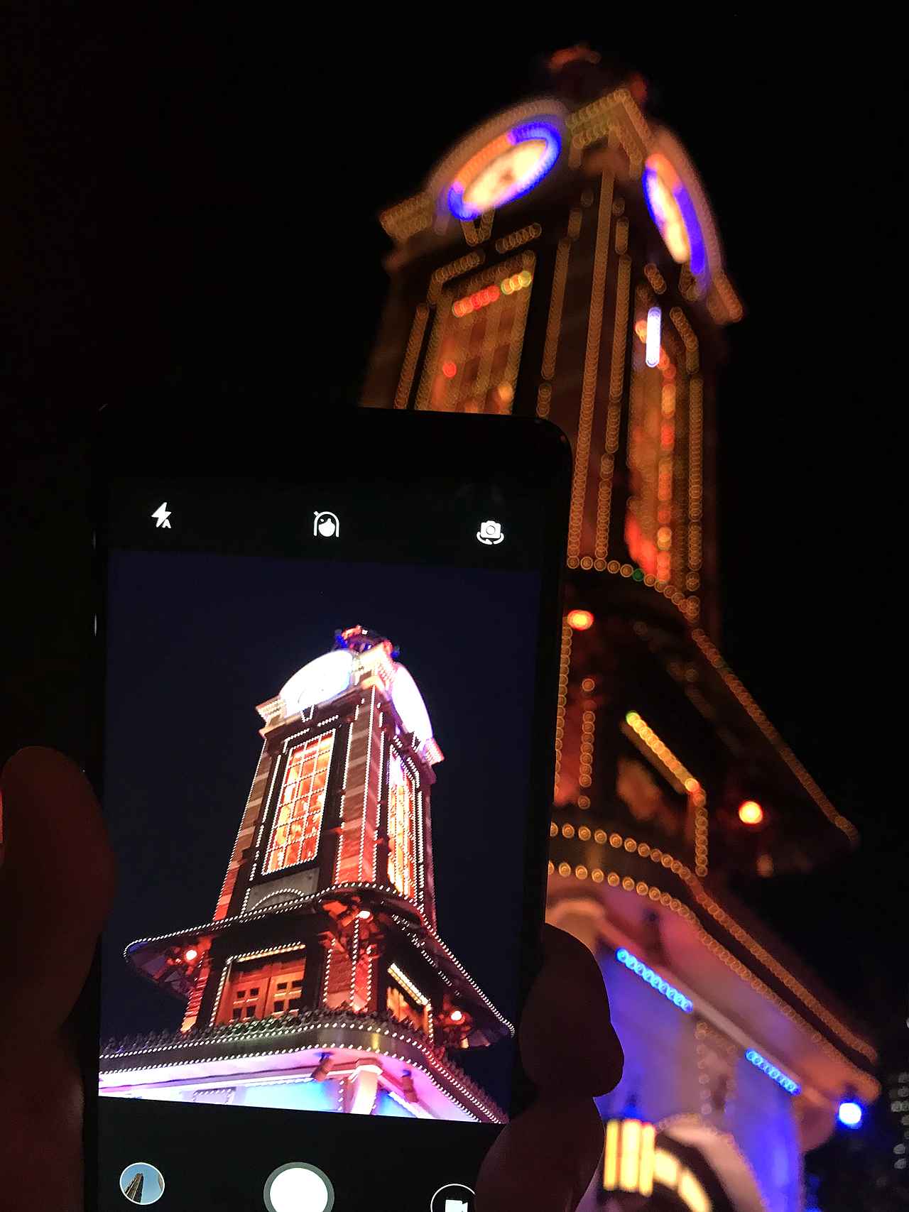 口袋里的关爱：私人医生H1智能手机