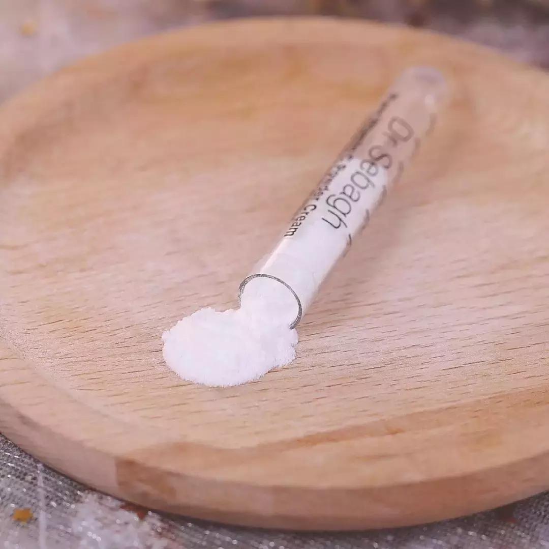 战痘技巧｜林允儿和小甜甜的痘痘可不是一回事