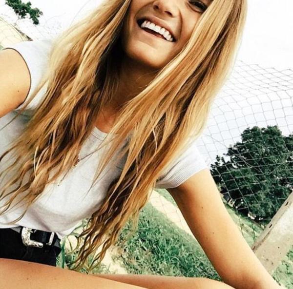 澳洲女子年轻照,澳洲22岁女生