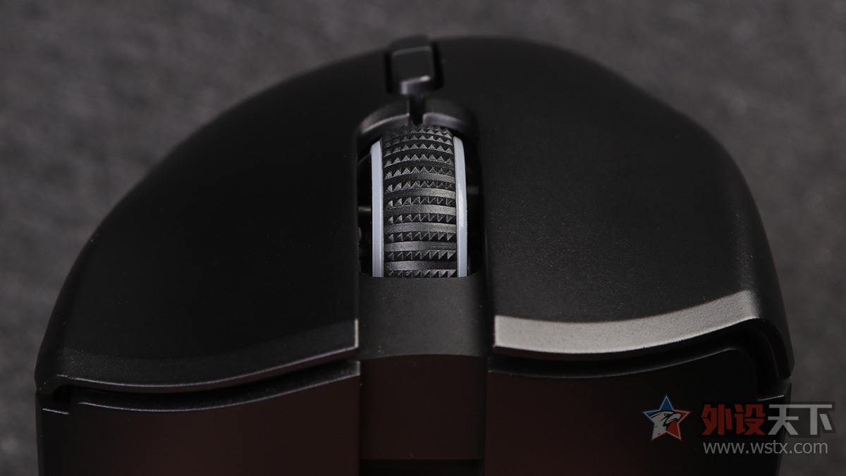 雷蛇巴塞利斯蛇鼠标评测,雷蛇曼巴眼镜蛇鼠标灵敏度